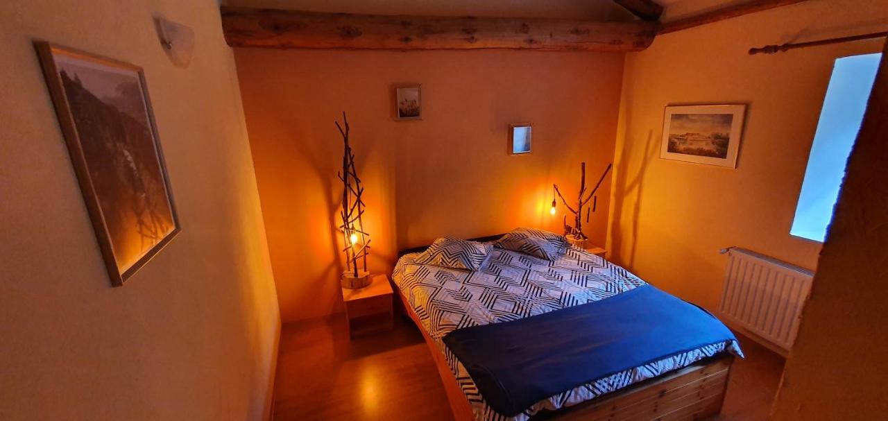 Saint-Germain-l'Herm Aux Etoiles De Moranges Bed & Breakfast エクステリア 写真