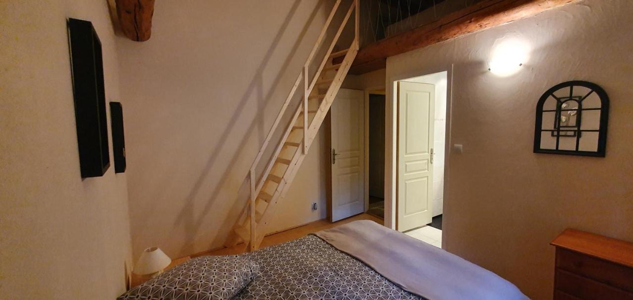 Saint-Germain-l'Herm Aux Etoiles De Moranges Bed & Breakfast エクステリア 写真